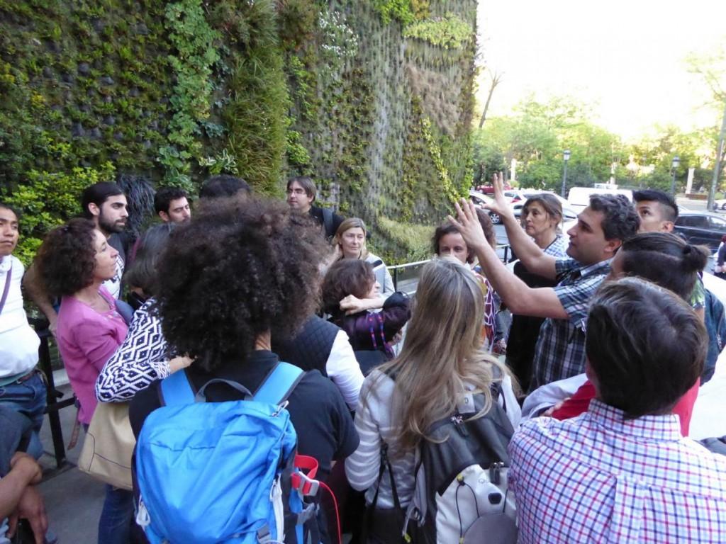 Visita jardines verticales en Madrid